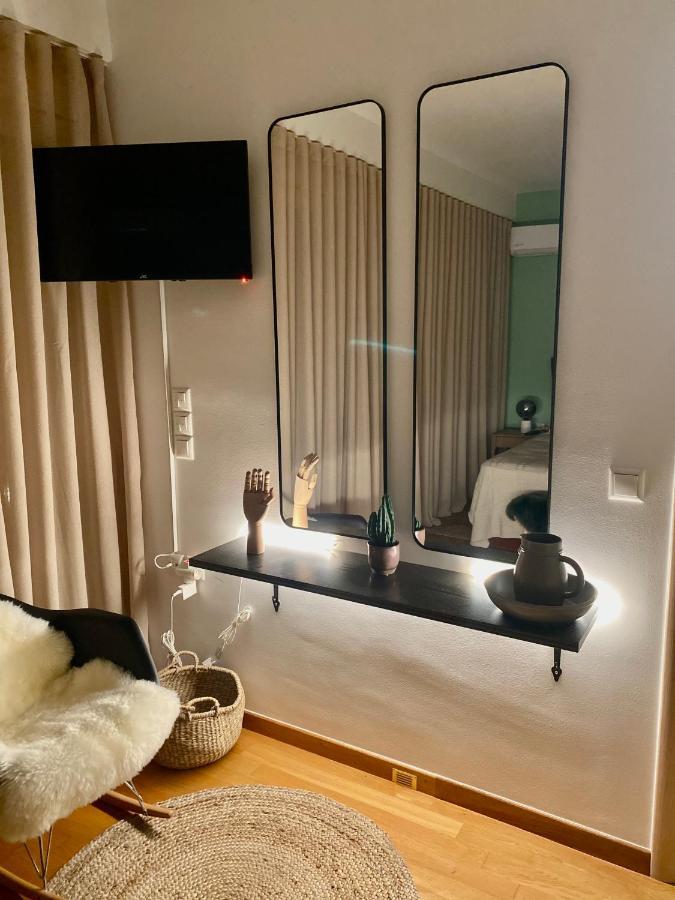 Little John Luxury Apartment พีเรียส ภายนอก รูปภาพ